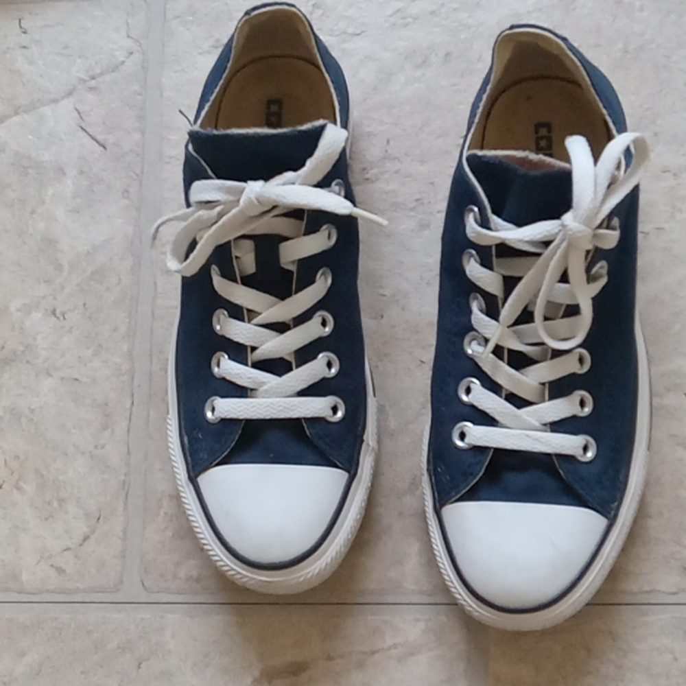 Women Blue Converse Allstars Size 7
